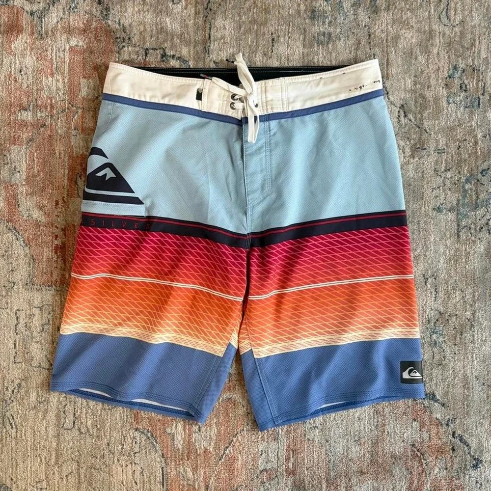 Quiksilver board‎ shorts  Size 32 y2k summer striped beach preppy